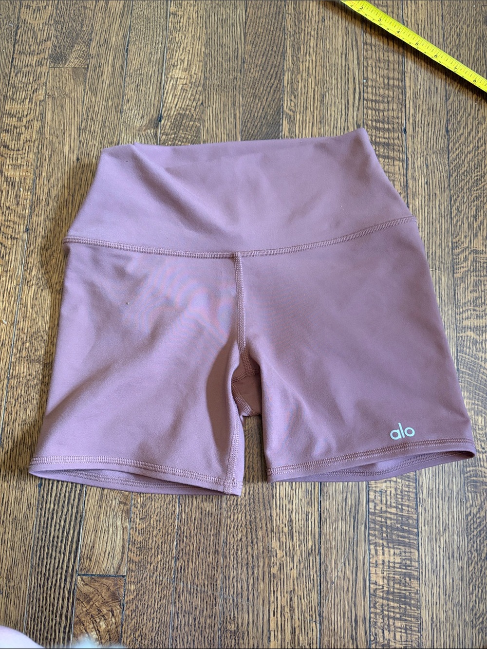 ALO Yoga High-Rise Dusty Mauve Biker Shorts